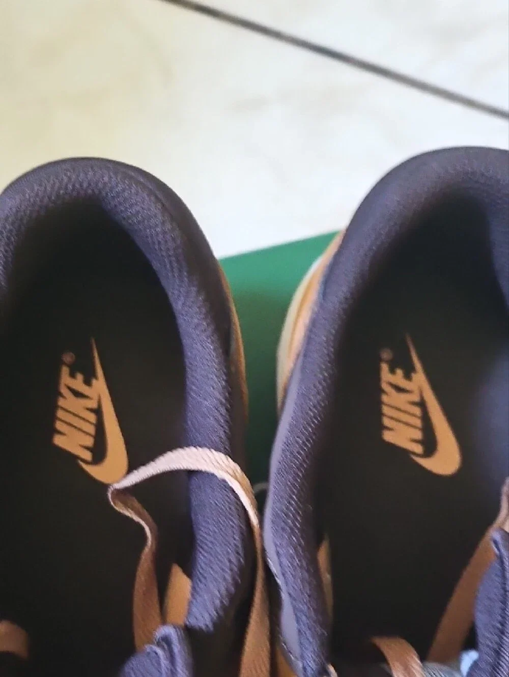 Nike Men’s Tan and Black Low-Top Sneakers with White Midsole